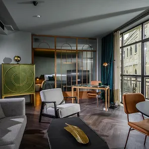 https://pagopoieion-suites-by-enorme.rethymnohotels.net