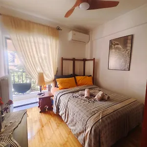 https://private-room-in-a-shared-flat.hotelschalkidiki.net